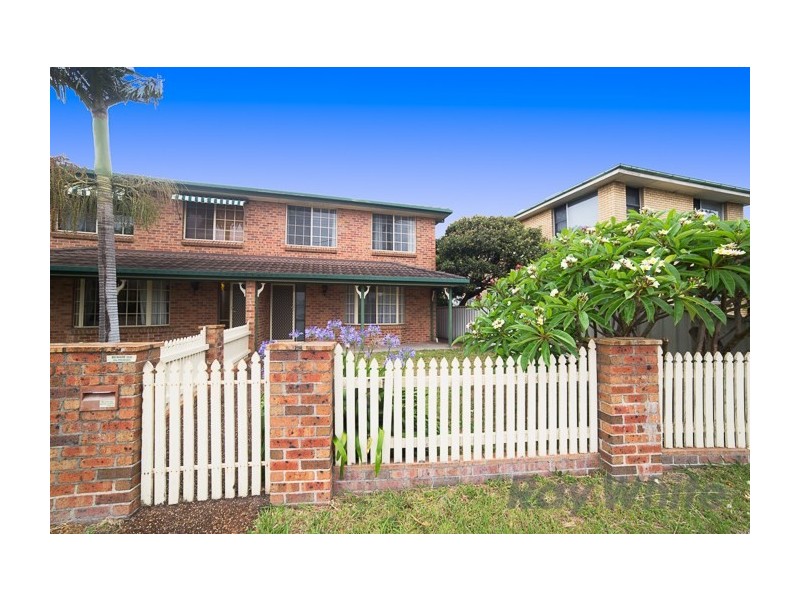 Unit 2/80 Railway Street, Merewether NSW 2291