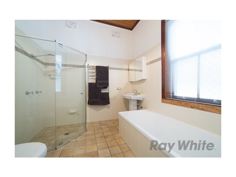 33 Kerr Street, Mayfield NSW 2304