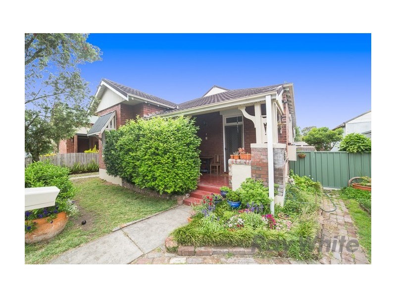 1 Sunderland Street, Mayfield NSW 2304