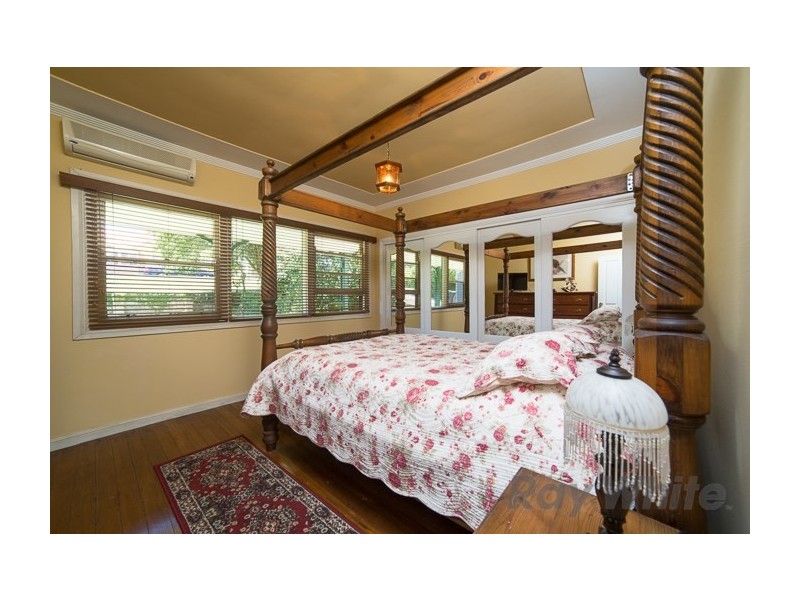 124 Rae Crescent, Kotara NSW 2289