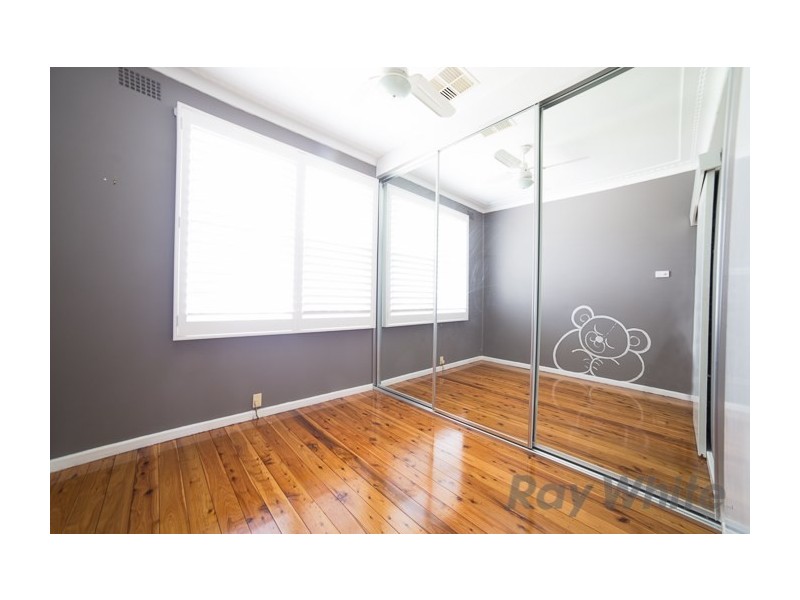 96 Ross Street, Belmont NSW 2280