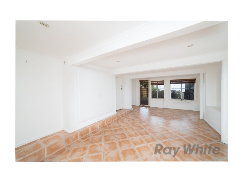 96 Ross Street, Belmont NSW 2280