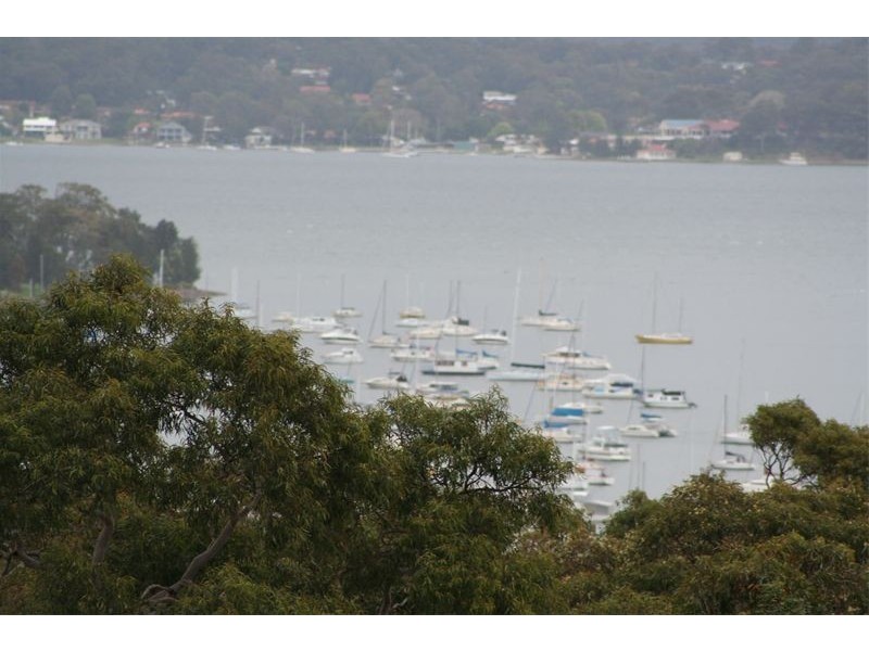 7 Chardonnay Court, Eleebana NSW 2282