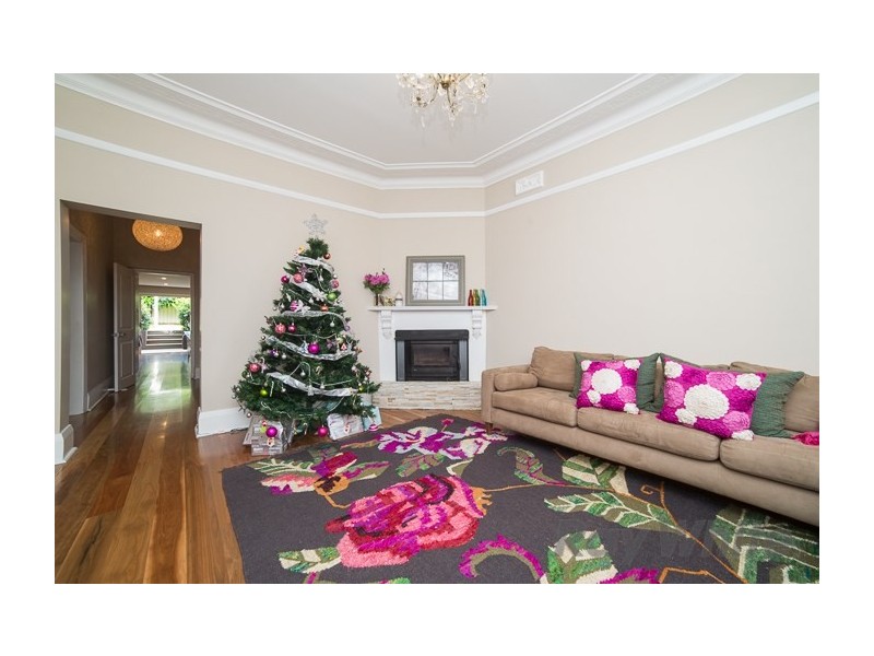 100 Kerr Street, Mayfield NSW 2304