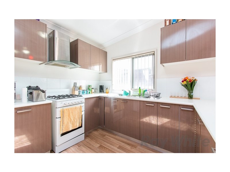 7 Kings Road, Tighes Hill NSW 2297