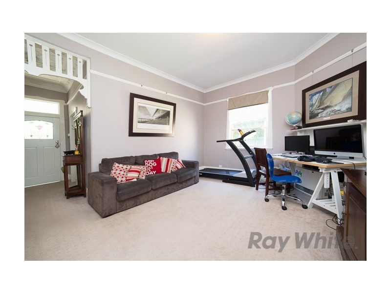 24 Bishopsgate Street, Wickham NSW 2293