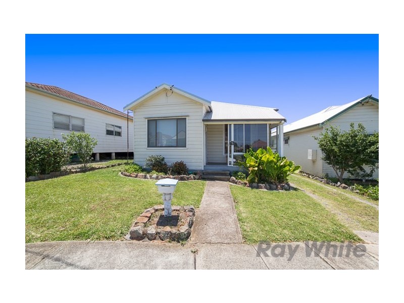 5 Vera Street, Waratah West NSW 2298