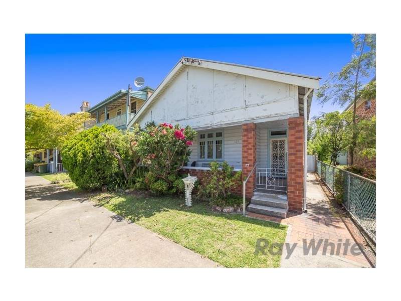 103 Gipps Street, Carrington NSW 2294