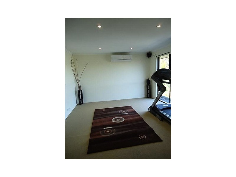 9 Cottonwood Chase, Fletcher NSW 2287