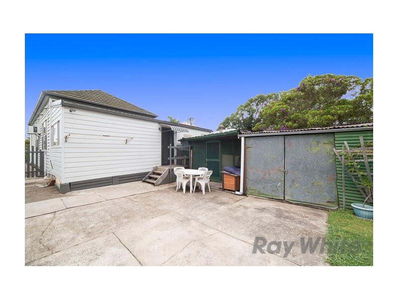 88 Silsoe Street, Mayfield NSW 2304