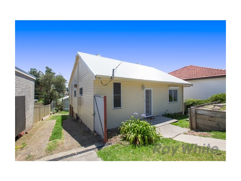 169 Kahibah Road, Charlestown NSW 2290