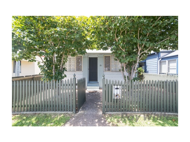 19 Forbes Street, Carrington NSW 2294