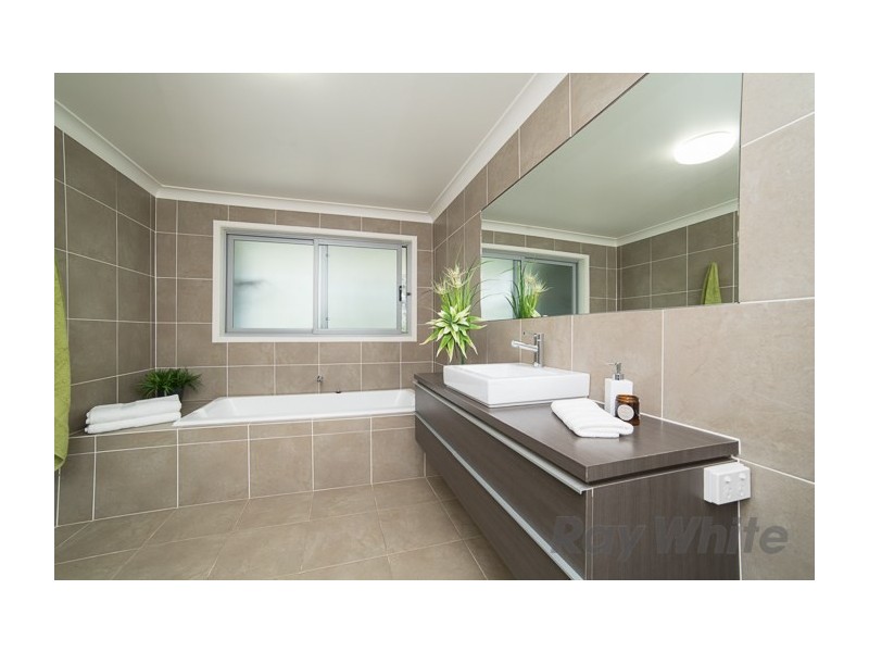 12 Thistle Way, Fletcher NSW 2287