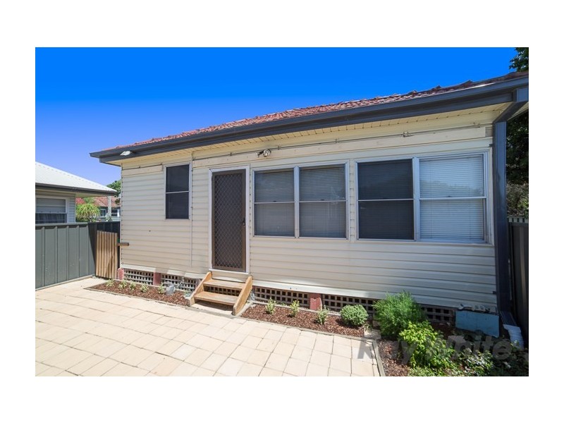 17 Collins Street, Georgetown NSW 2298