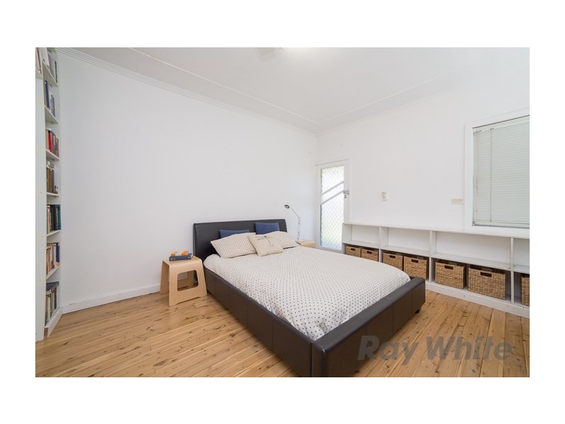 17 Collins Street, Georgetown NSW 2298