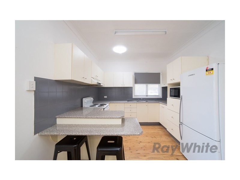 17 Collins Street, Georgetown NSW 2298