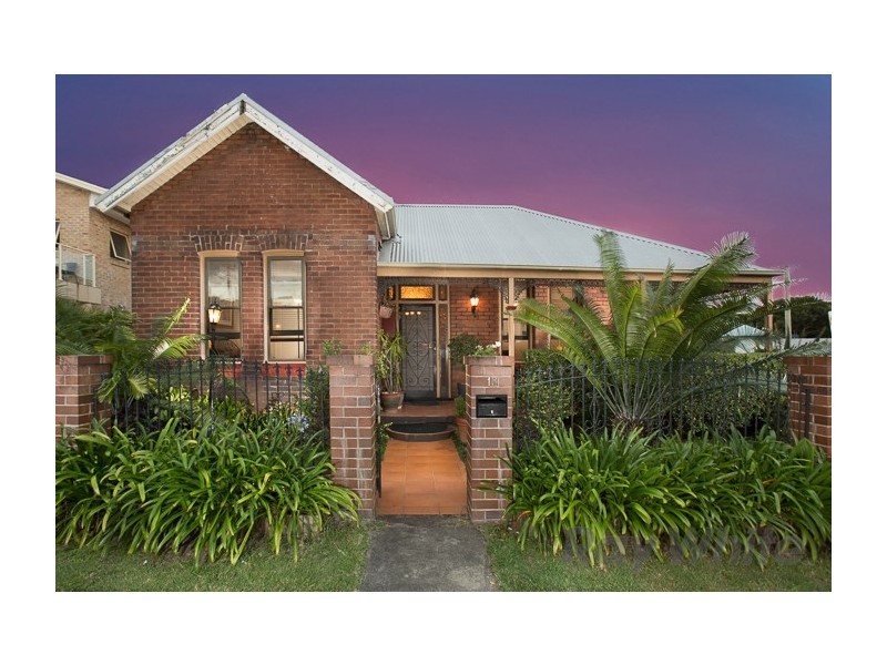 13 Hubbard Street, Islington NSW 2296