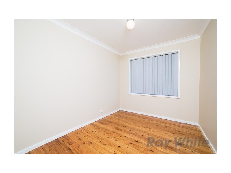 8 Renfrew Street, Edgeworth NSW 2285