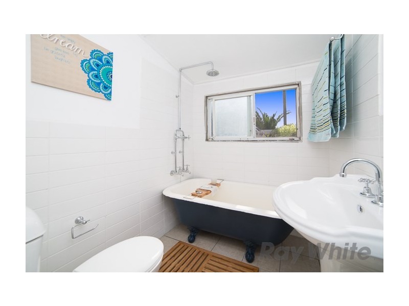 82 Young Street, Carrington NSW 2294