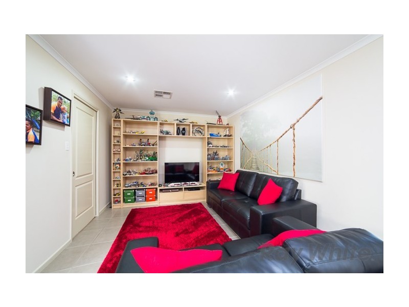 15 Dianella Street, Floraville NSW 2280