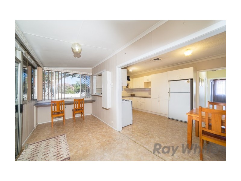 35 Nevill Street, Mayfield NSW 2304