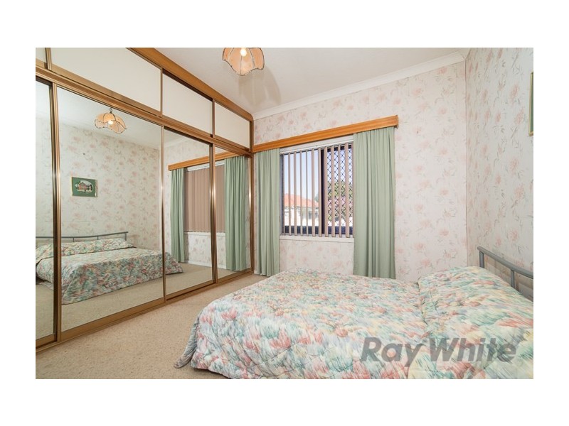 35 Nevill Street, Mayfield NSW 2304