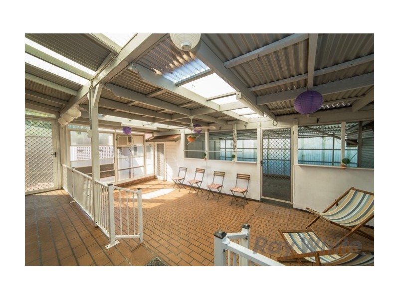 35 Nevill Street, Mayfield NSW 2304