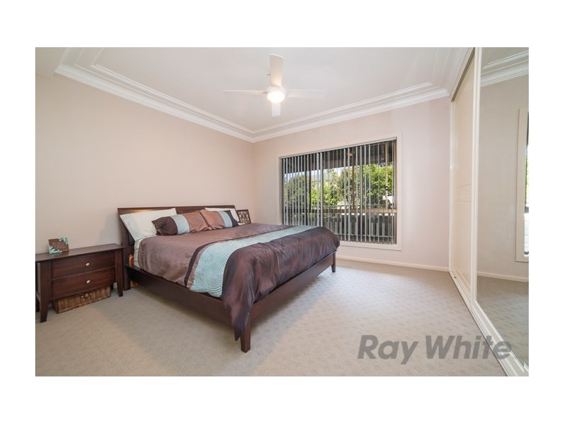 17 Michele Crescent, Glendale NSW 2285