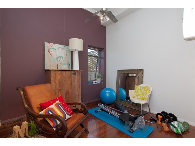 2/45 Hanbury Street, Mayfield NSW 2304