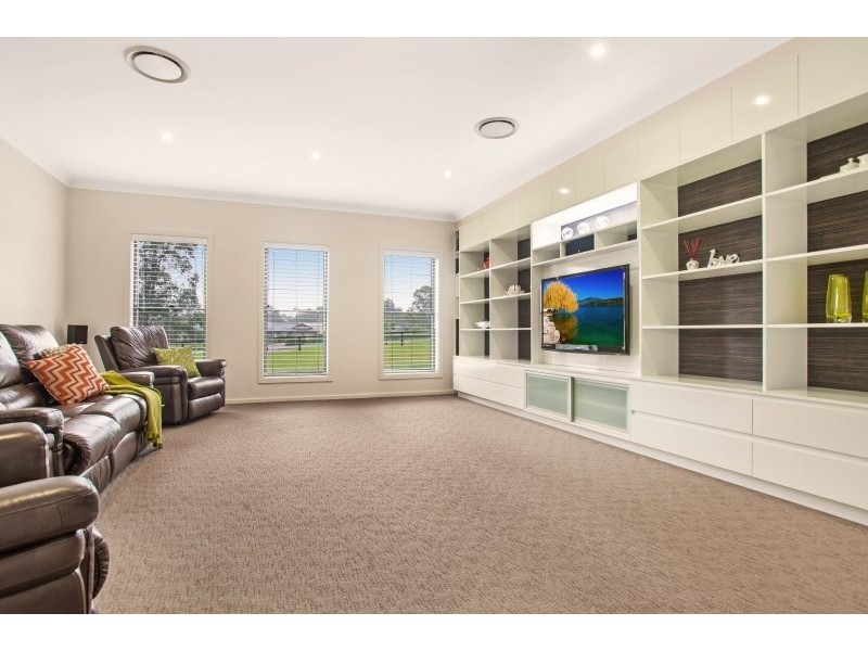 4 Brough Place, Wallalong NSW 2320