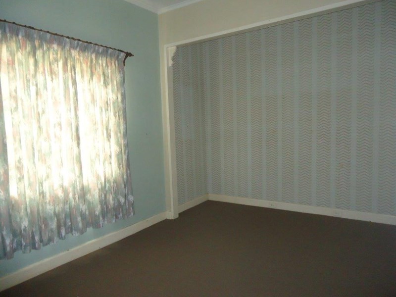 183 Broadmeadow Road, Broadmeadow NSW 2292