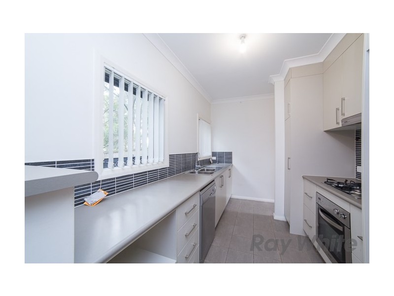 51 Kestrel Circuit, Shortland NSW 2307