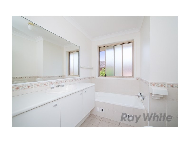 4/38 Hollingsford Crescent, Carrington NSW 2294