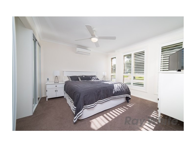 4 Sandalwood Avenue, Fletcher NSW 2287