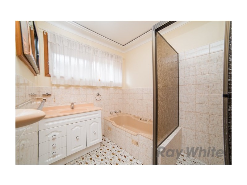 8 Bradman Street, Charlestown NSW 2290