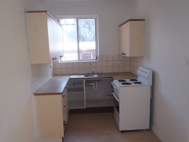 2/110 Beaumont Street, Hamilton NSW 2303