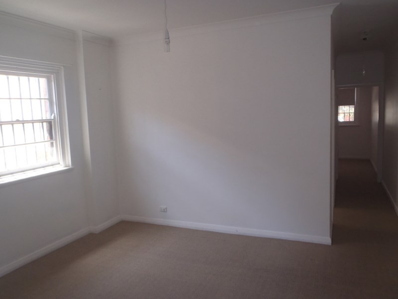 2/110 Beaumont Street, Hamilton NSW 2303