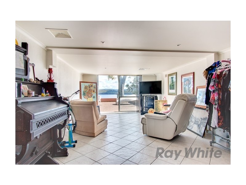 17 Croft Road, Eleebana NSW 2282