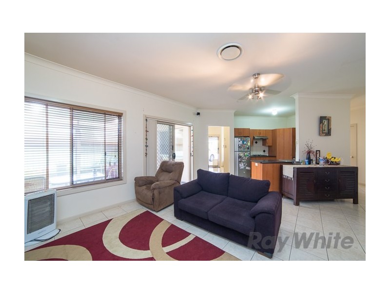 24 Cottonwood Ch, Fletcher NSW 2287