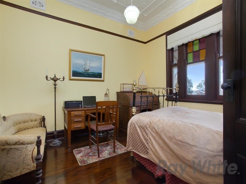 70 Elizabeth Street, Tighes Hill NSW 2297