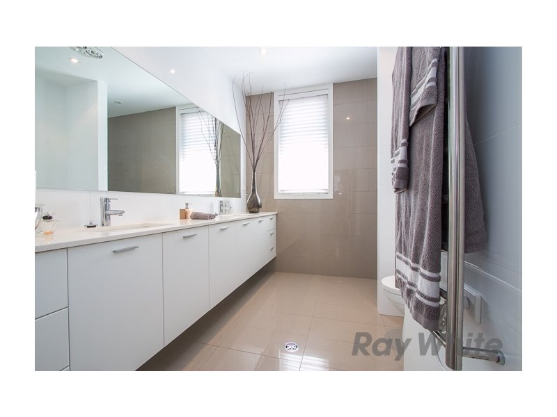 3 Smith Street, Hamilton South NSW 2303