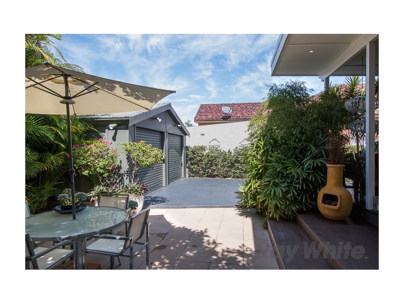 3 Smith Street, Hamilton South NSW 2303