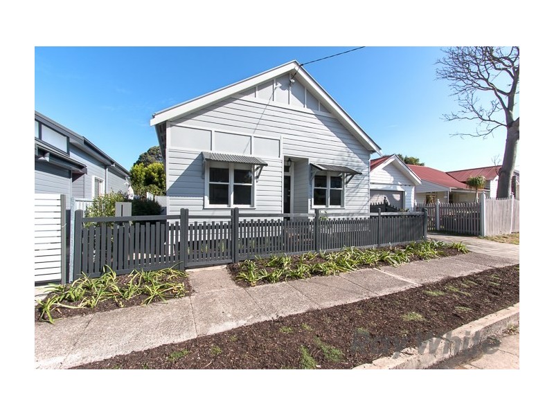 31 Gulliver Street, Hamilton NSW 2303