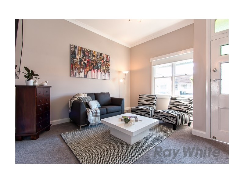 31 Gulliver Street, Hamilton NSW 2303