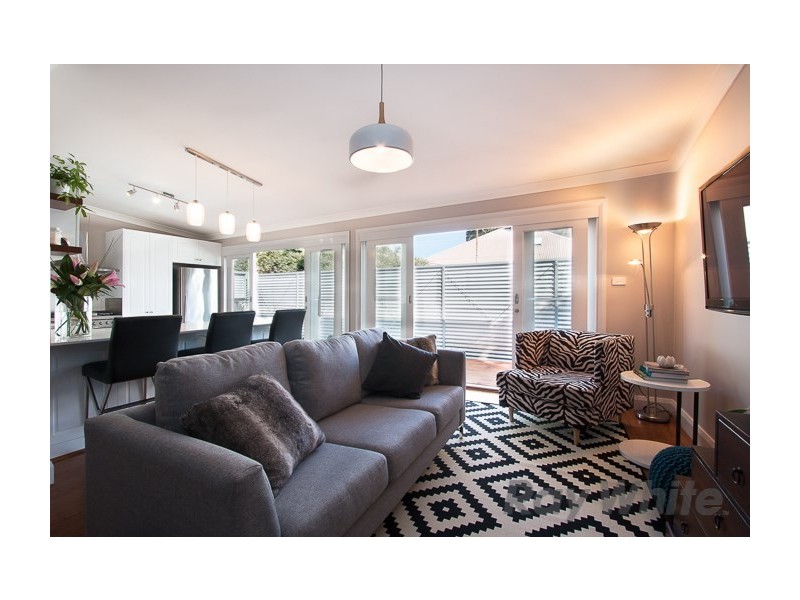 31 Gulliver Street, Hamilton NSW 2303