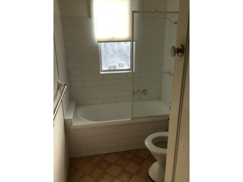 3 Nord Street, Speers Point NSW 2284