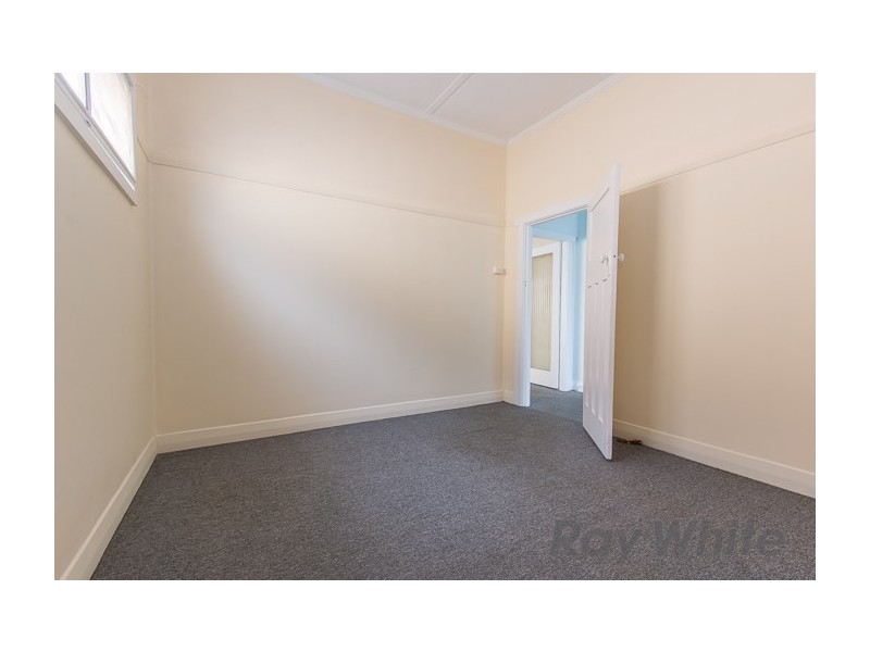 60 Barton Street, Mayfield NSW 2304