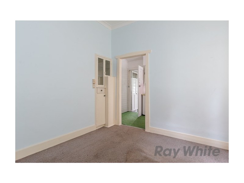 60 Barton Street, Mayfield NSW 2304