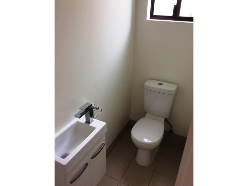 12 Nelson Street, Mayfield NSW 2304