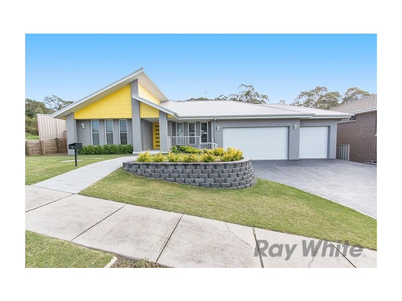 7 Floribunda Street, Floraville NSW 2280